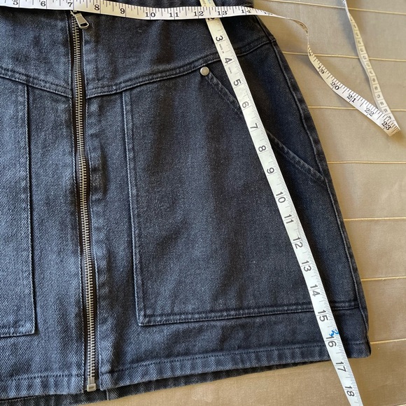 Rebecca Minkoff Marigold Zip Detail Denim Mini Skirt in Black. - Picture 10 of 11